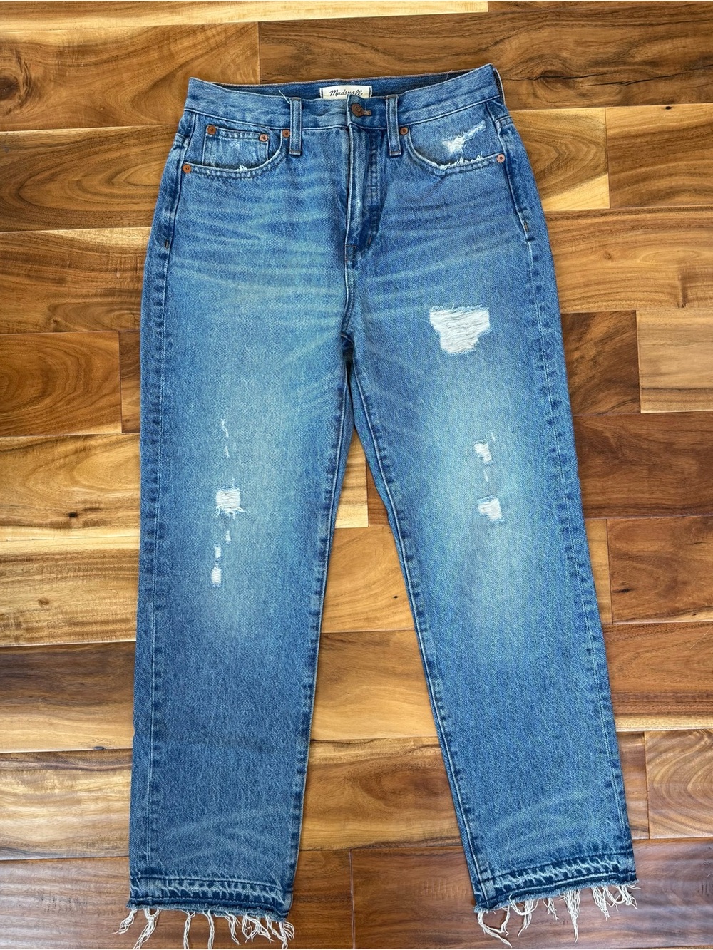 Madewell The Classic Straight Jean Distressed Raw Hem Detail Size 26
